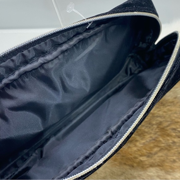Giorgio Armani Cosmetic Velour Luxe Make up Bag Velvet Exterior Pouch - Picture 7 of 10